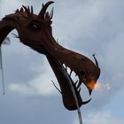 Der Feuer speiende Drache