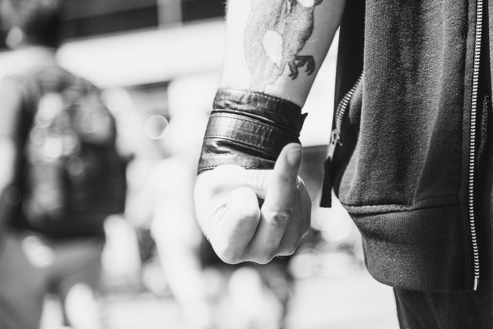 Der Finger Foto & Bild outdoor, portrait, menschen Bilder auf