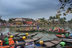 Der Fluss Thu Bon in der Stadt Hoi An 2025