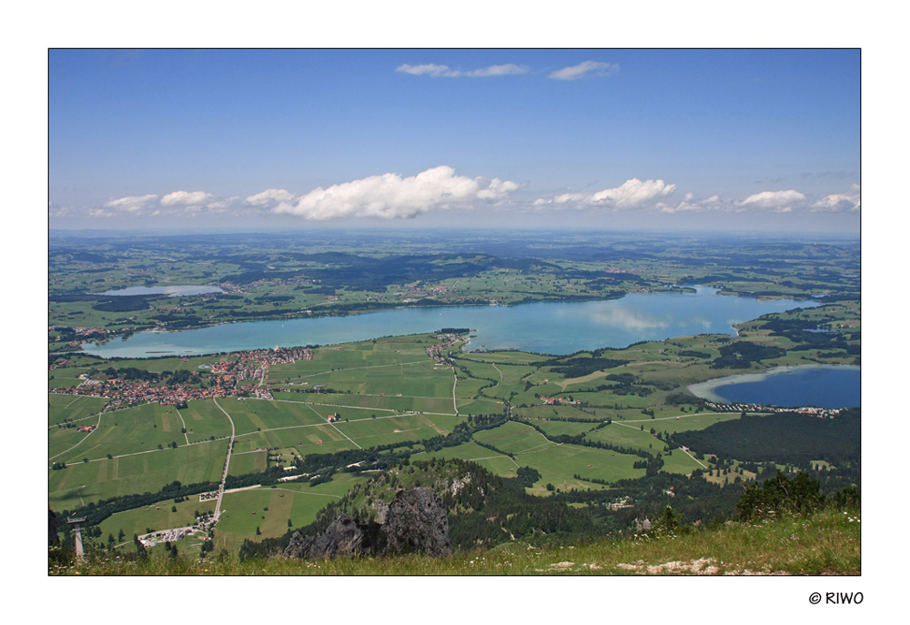 der Forgensee vom Tegelberg aufgenommen.......