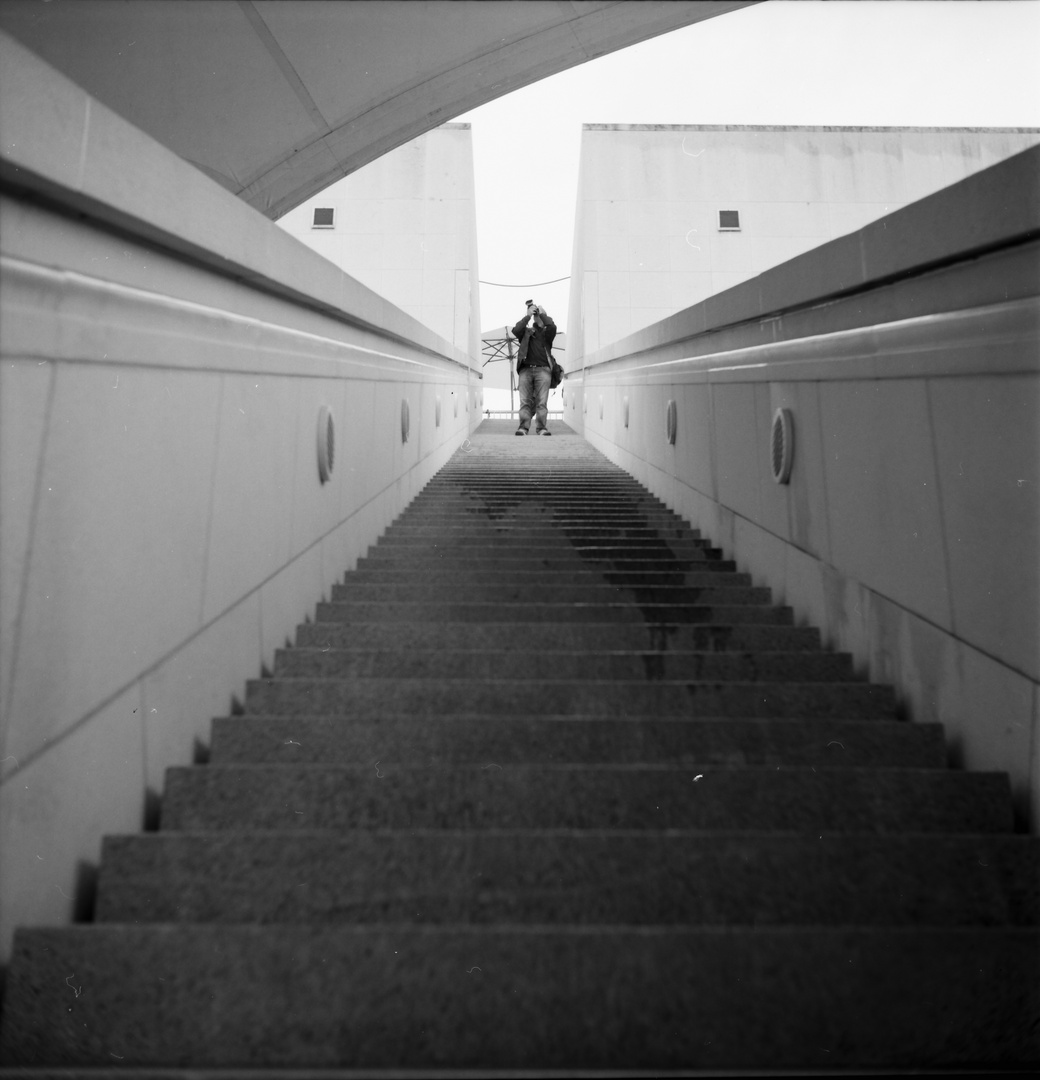 Der Fotograf auf der Treppe