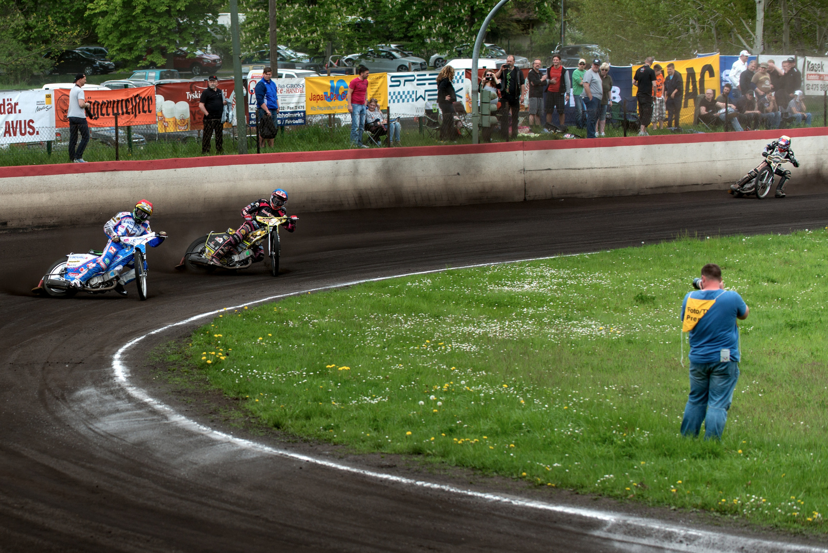 Der Fotograf beim Speedway ...