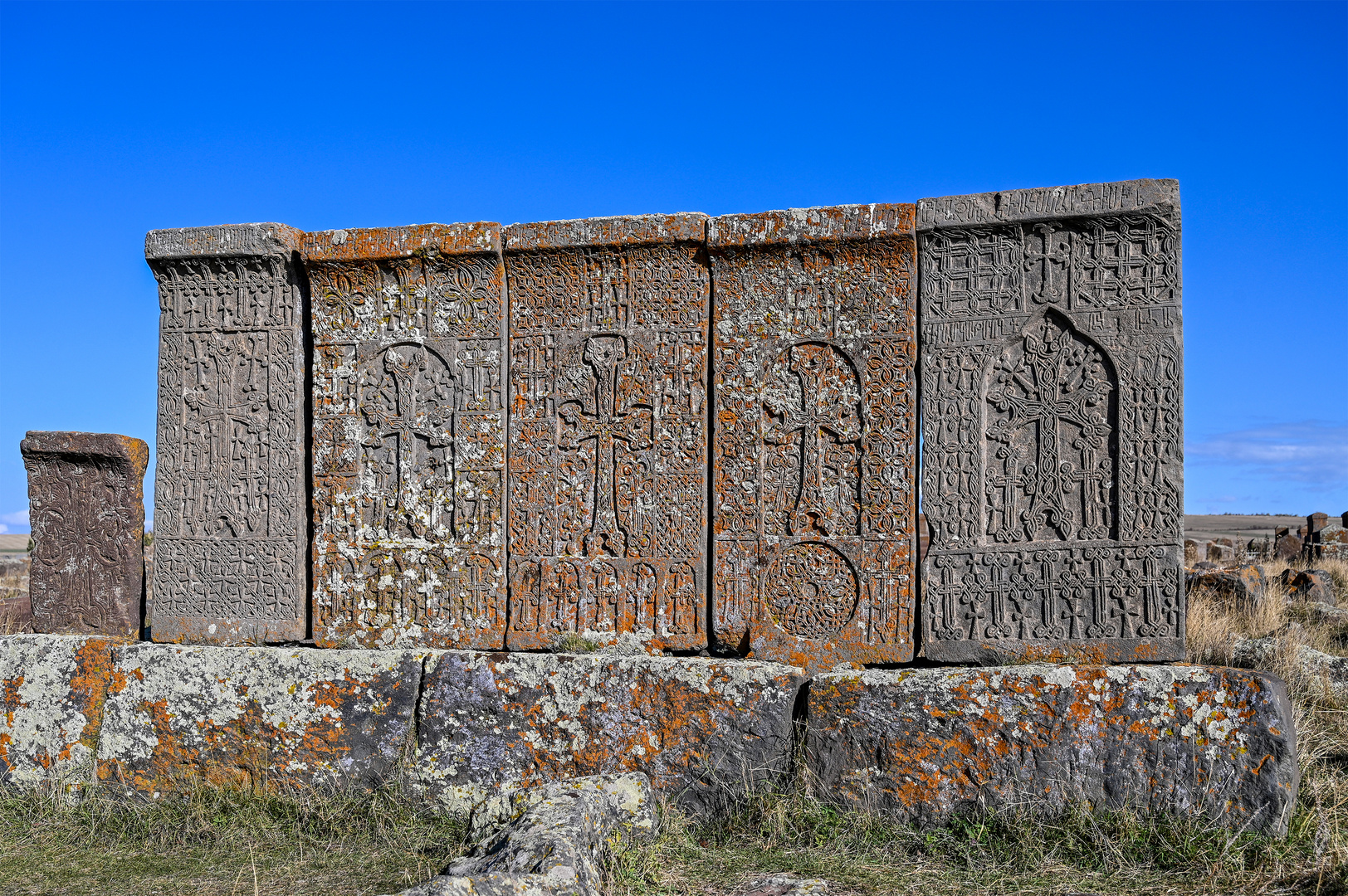 Der Friedhof von Noratus 24