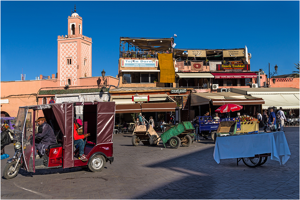 Der Fuhrpark der Marktbeschicker ...