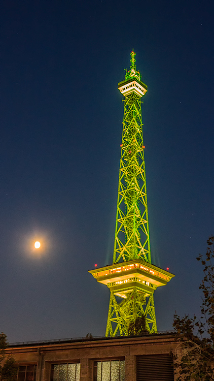 Der Funkturm schmückt sich