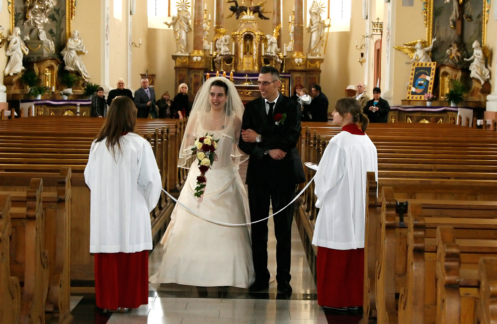 Der Gang vom Altar ...