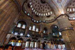 Der Gebetsraum der Blauen Moschee II...