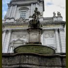 Der Gedeon Brunnen, bei der St.Ursen-Kathedrale in Solothurn