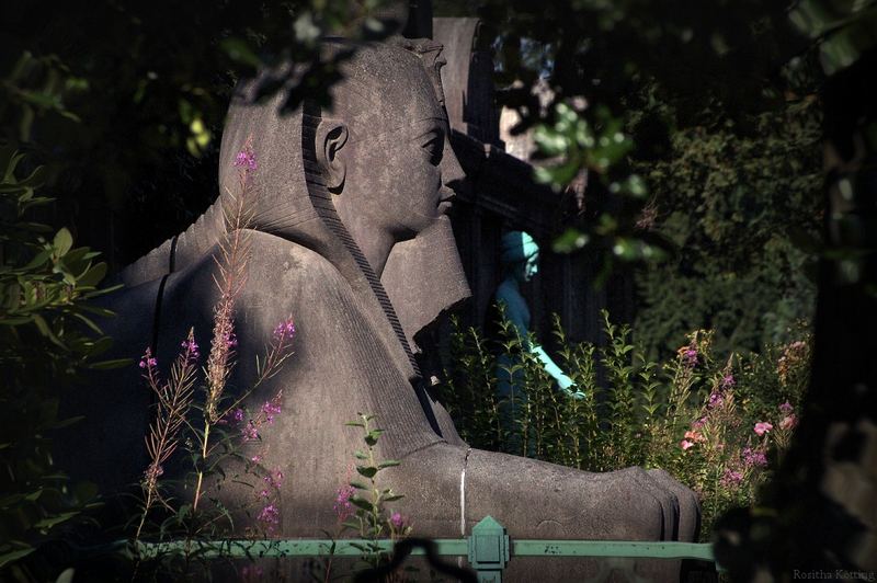 Der geheime Garten Foto & Bild | architektur, friedhöfe