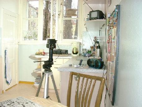 "Der Gehilfe" >> nicht nur in der Küche << " :-)