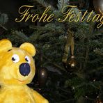 Der gelbe Bär wünscht frohe Festtage