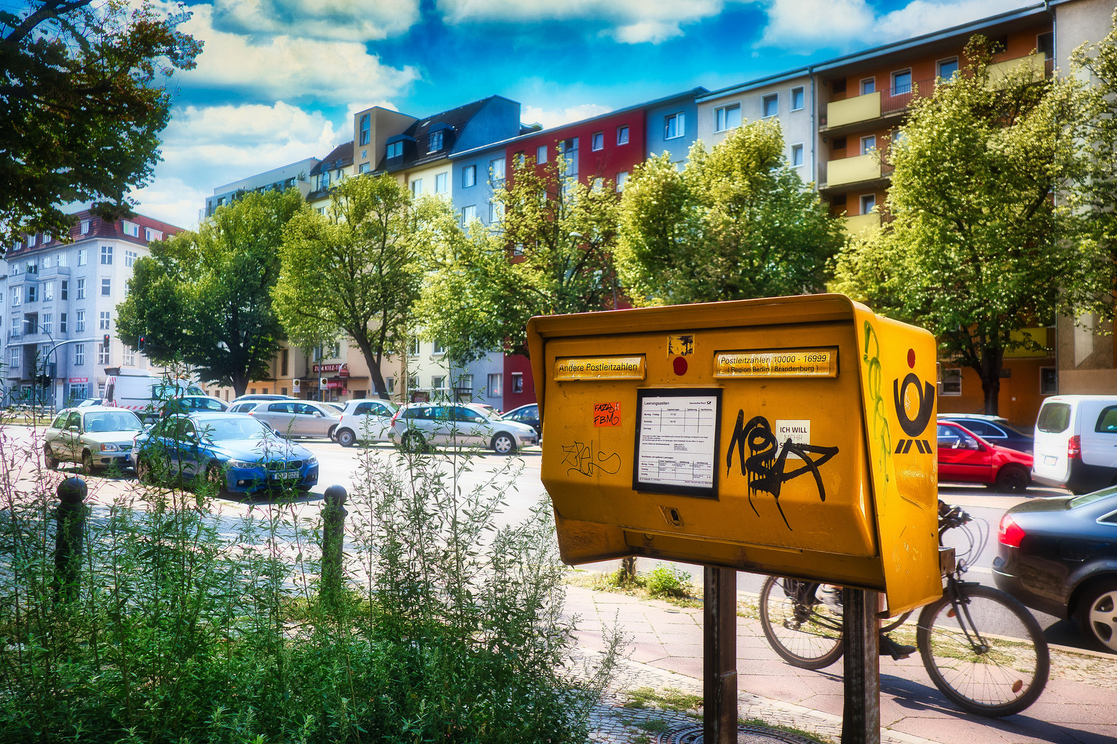 Der gelbe Briefkasten