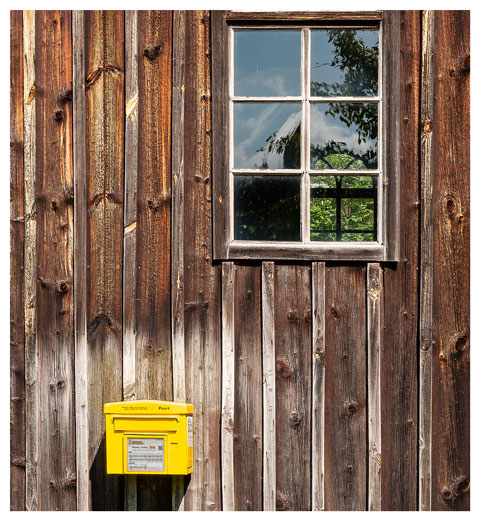 Der-gelbe-Briefkasten