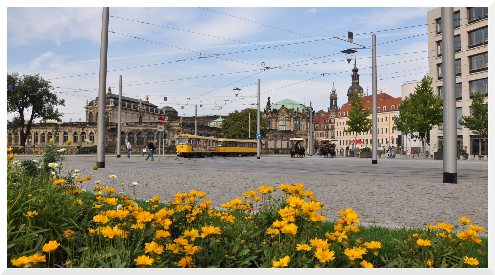 Der gelbe Postplatz