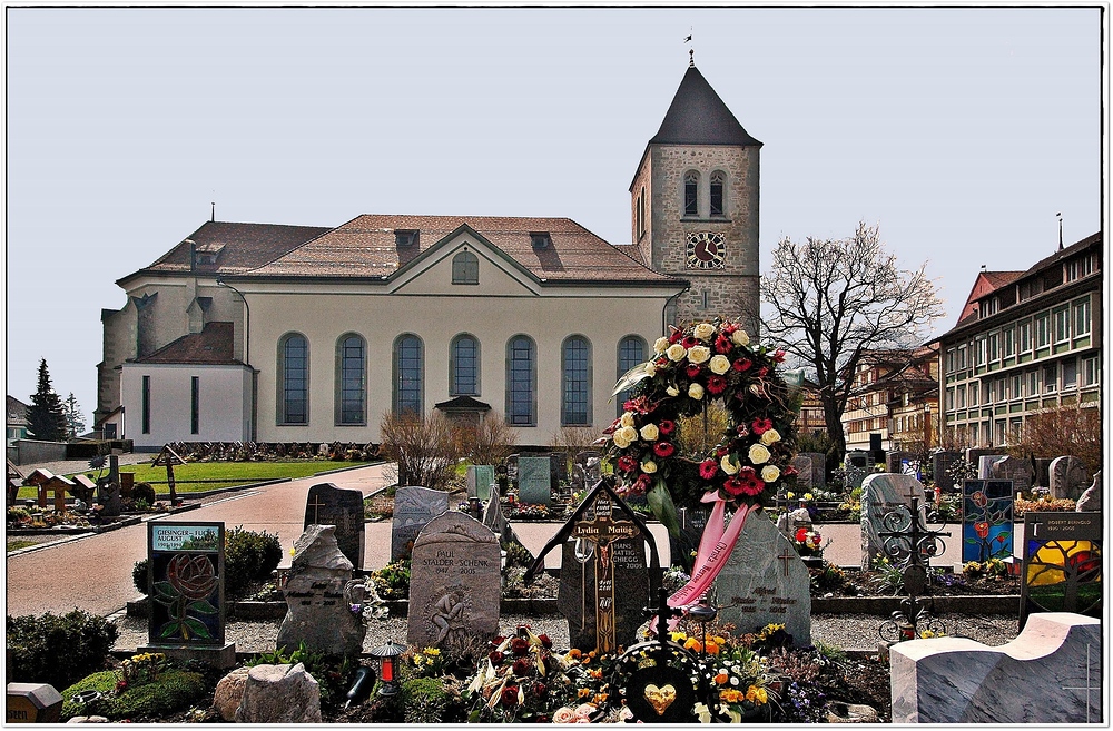 der Gemeindefriedhof