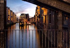 der "gerahmte" Hamburg Klassiker - das Wasserschloss in der Speicherstadt