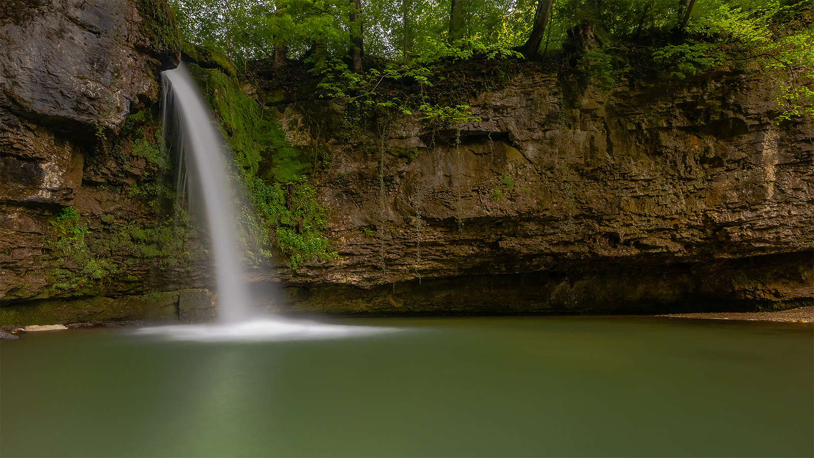 "Der Giessenwasserfall........V"