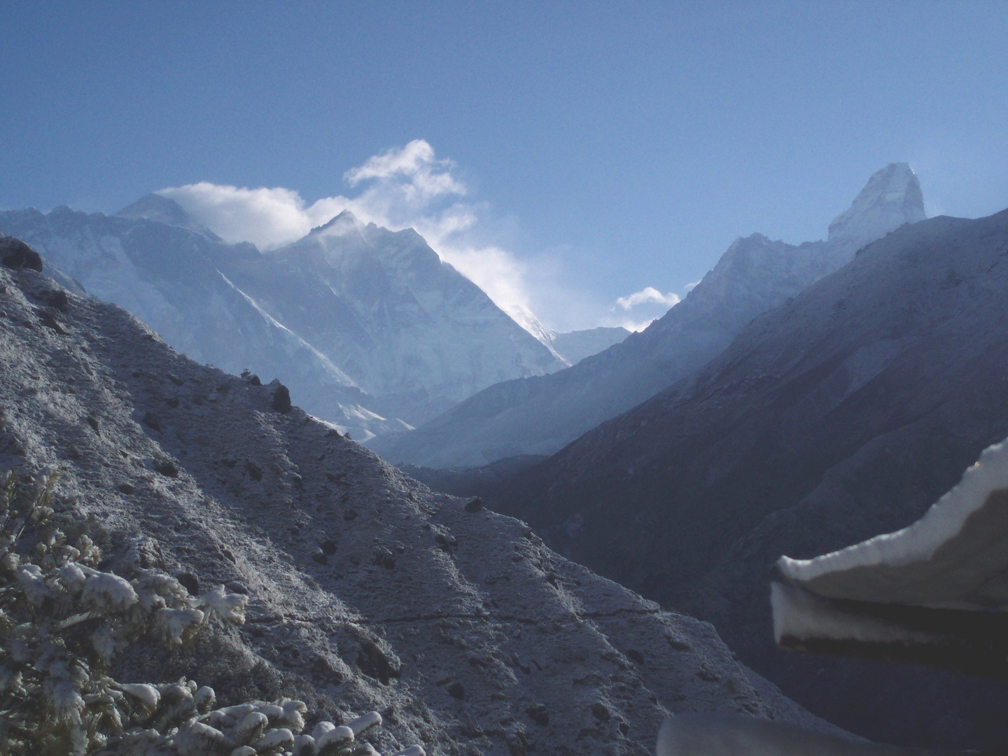 Der Gipfel aller Gipfel - Mt. Everest mit Jetstrem / Nepal 2009 (hinten links)