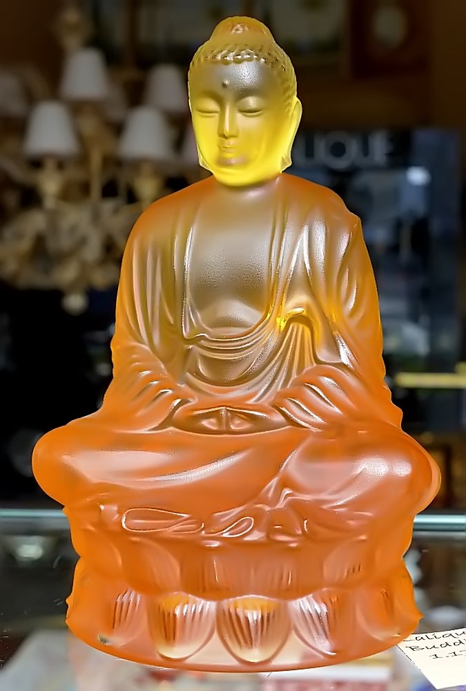 Der gläserne Buddha