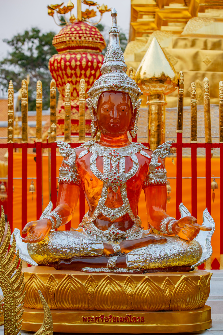 Der gläserne Buddha im Doi Suthep