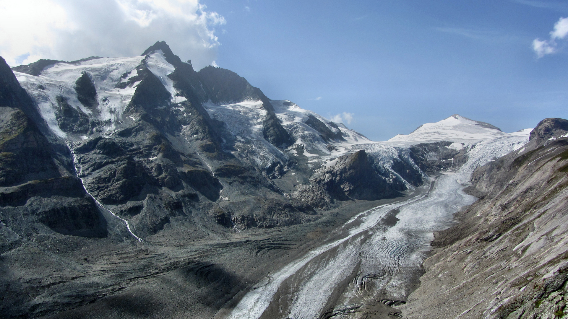 DER GLETSCHER AM GROßGLOCKNER