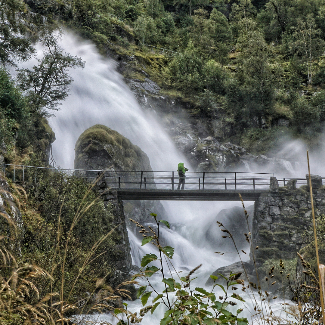 Der Gletscherfluss tobt