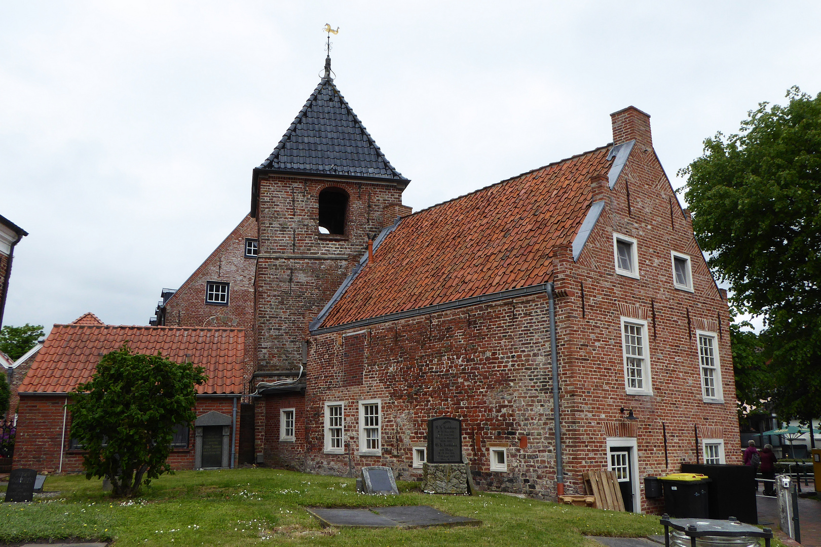 der Glockenturm der Kirche zu Greetsiel 