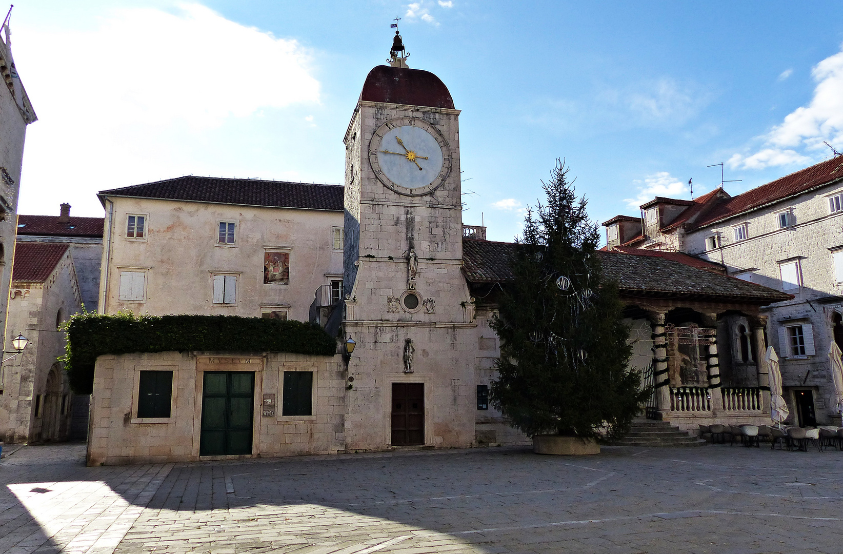 Der Glockenturm von Trogir