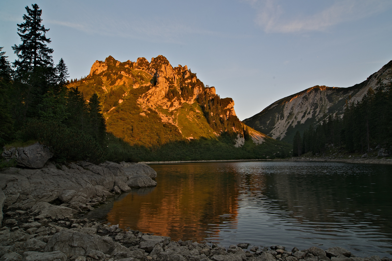 Der glühende Berg