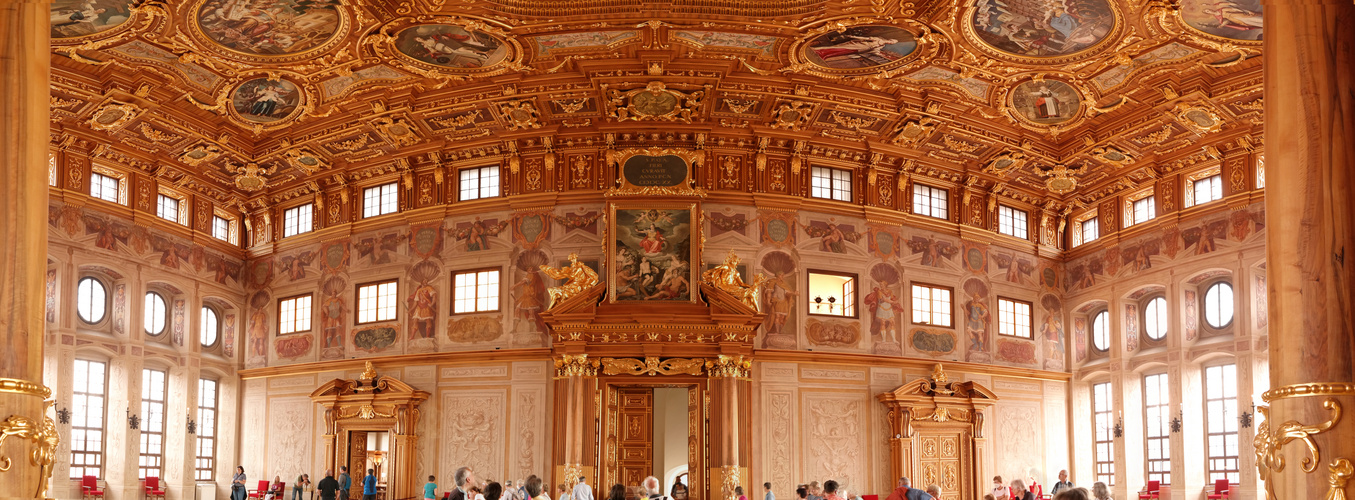 der goldene Saal