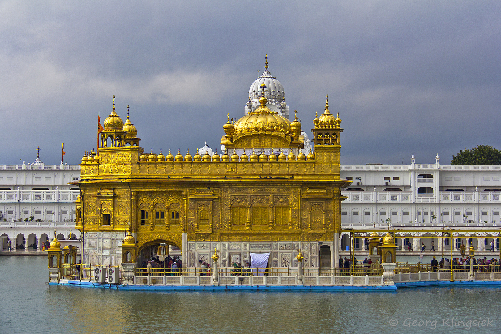 Der Goldene Tempel von Amritsar … 