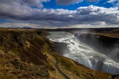 der goldene Wasserfall