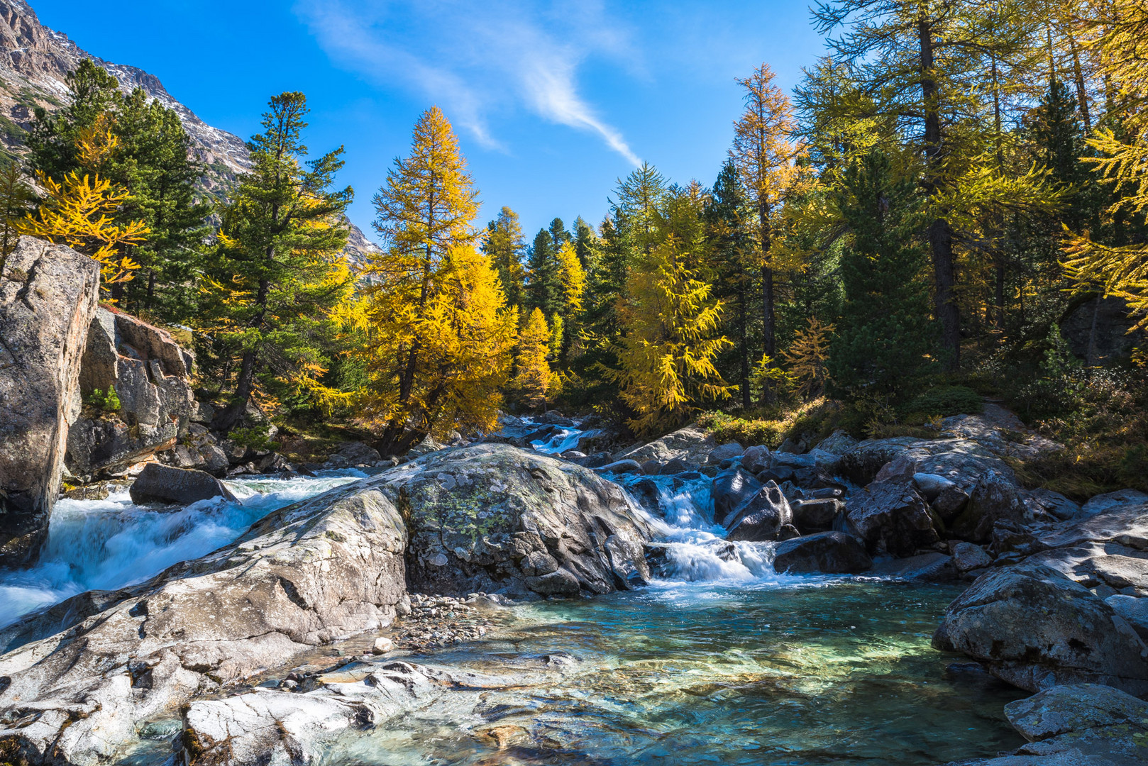 Der goldene Wasserfall