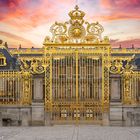 Der goldene Zaun vor dem Schloss von Versailles beeindruckt mich immer wieder