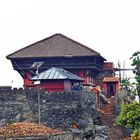 Der Gorakhnath Tempel hoch über der Stadt Gorkha