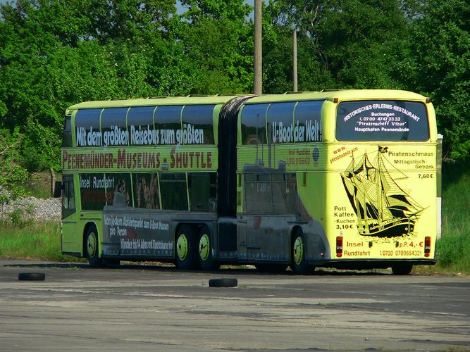 Der größte Bus der Welt Foto & Bild bus & nahverkehr, bus, verkehr & fahrzeuge Bilder auf