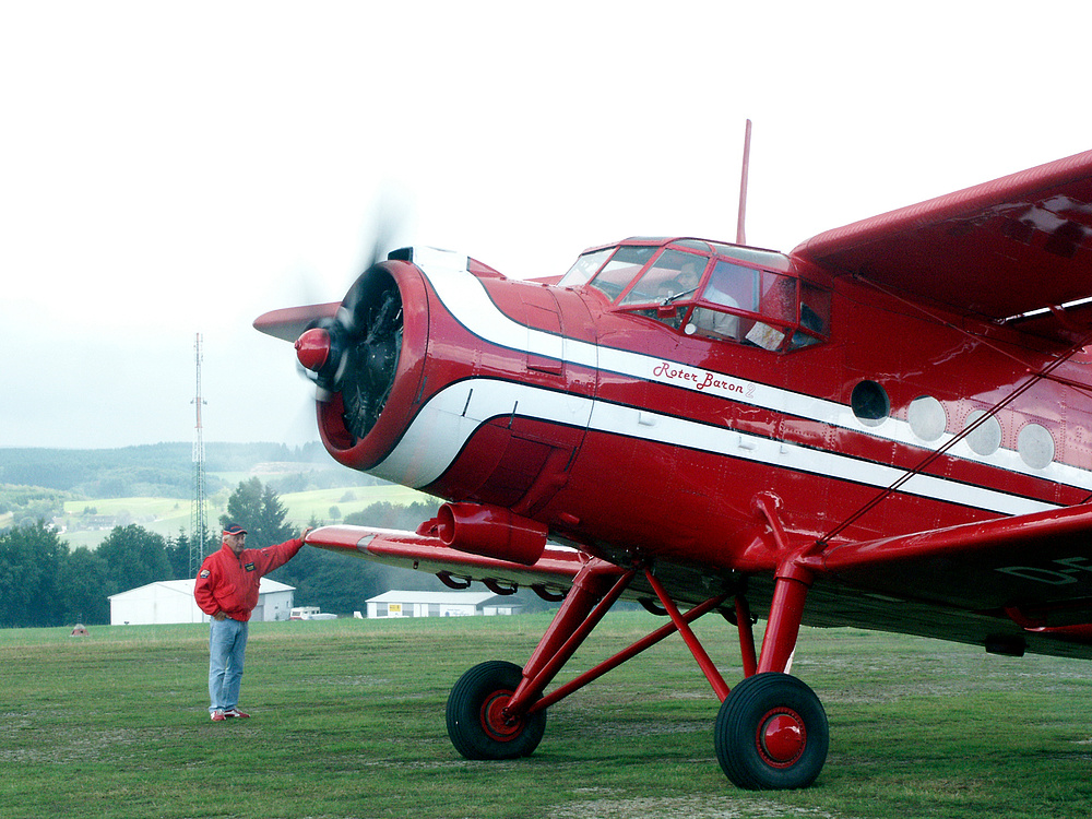 Der größte Doppeldecker der Welt - die 1000 PS starke Antonov