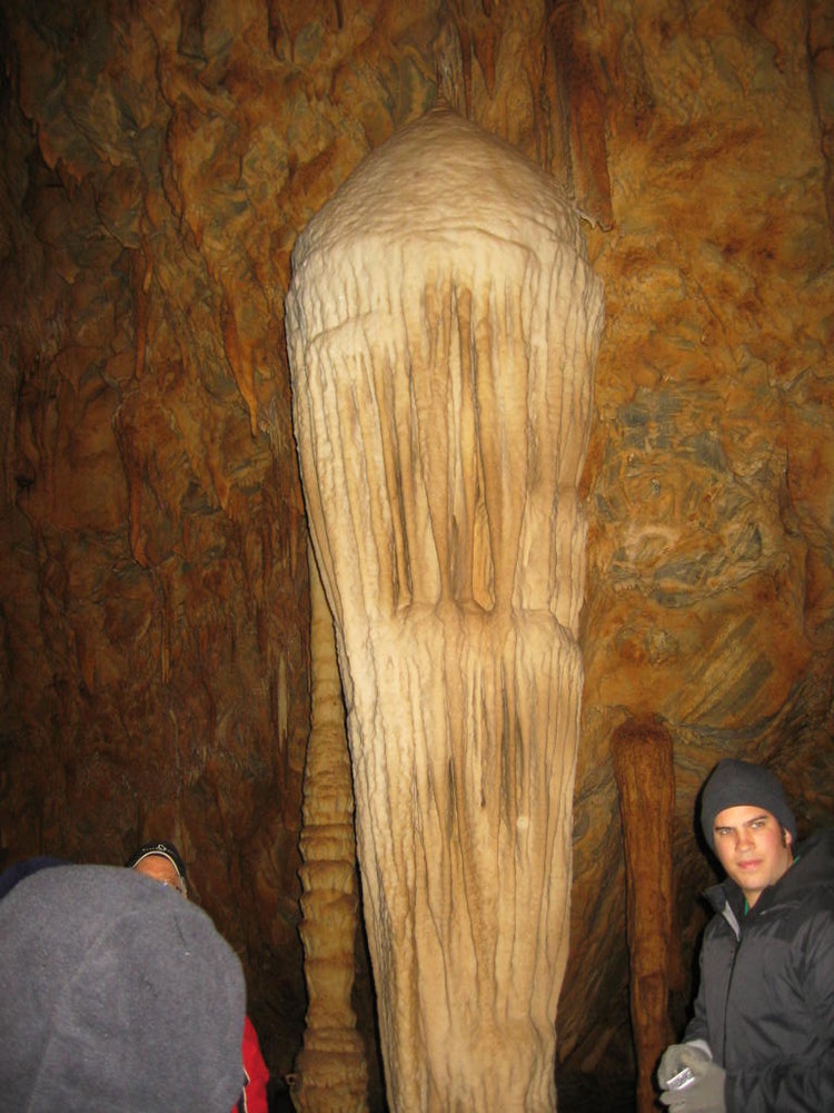 der größte Stalagmit im Katerloch