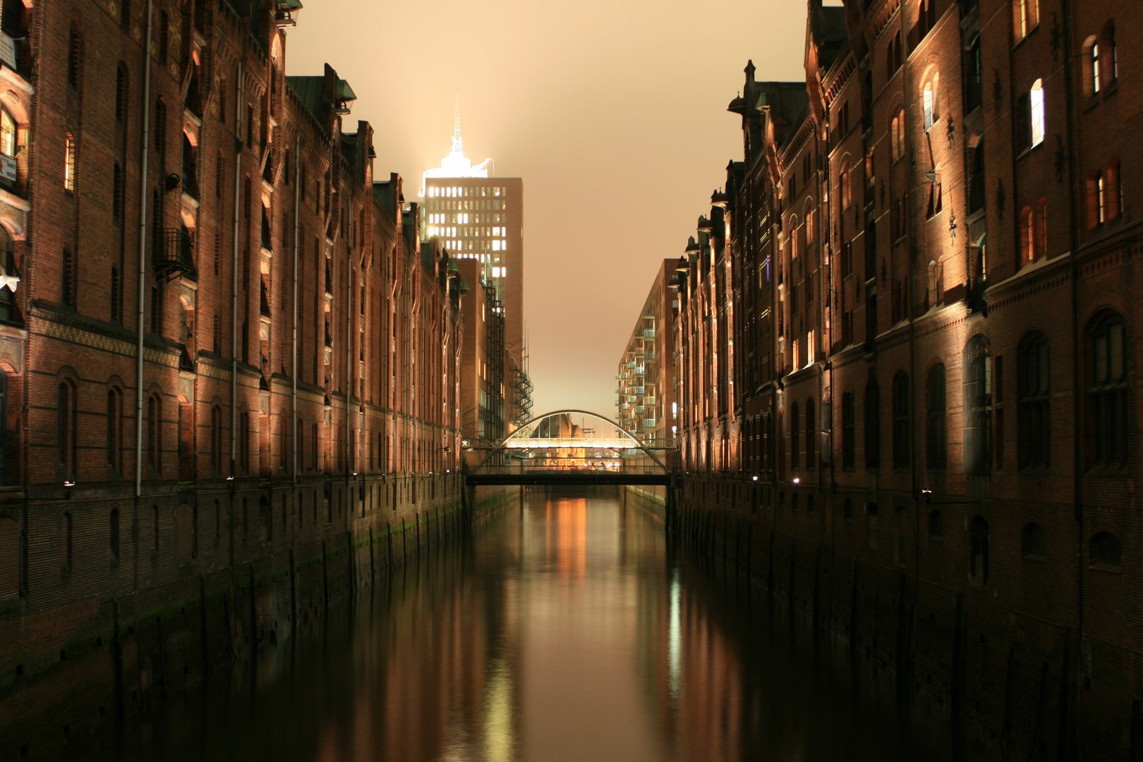 Der größte zusammenhängende Lagerkomplex Europas - auch genannt "Die Speicherstadt"