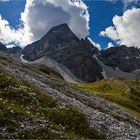 der Gschnitzer Tribulaun mit Naturfreundehütte