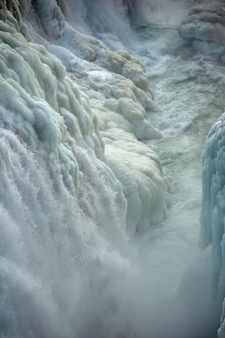 Der Gullfoss