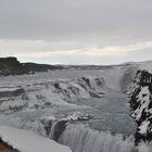 Der Gullfoss  (gull=Gold, foss=Wasserfall) ist ein Wasserfall