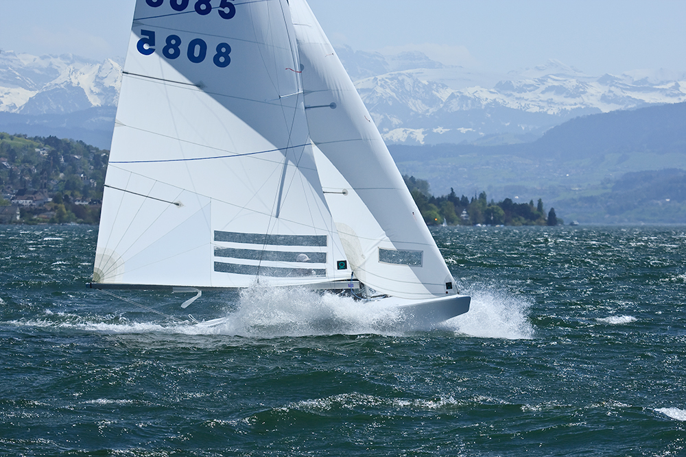 der gute alte Föhn bringt Wind am Zürichsee