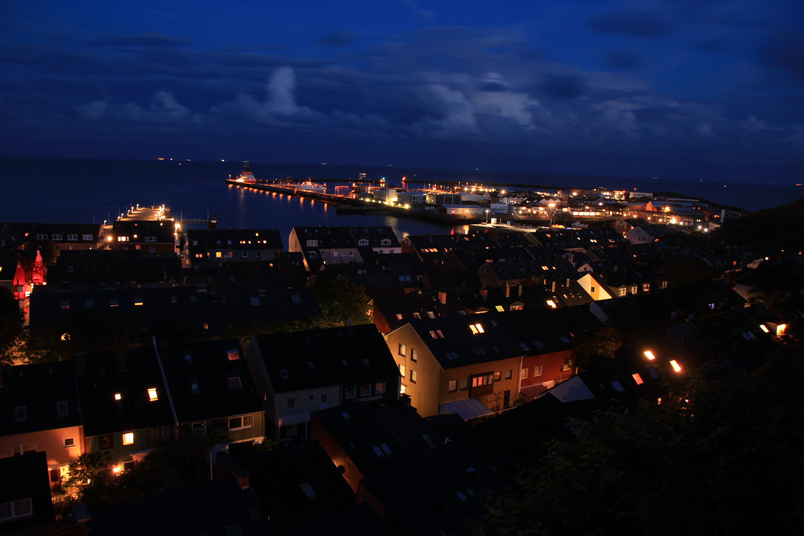 Der Hafen bei Nacht