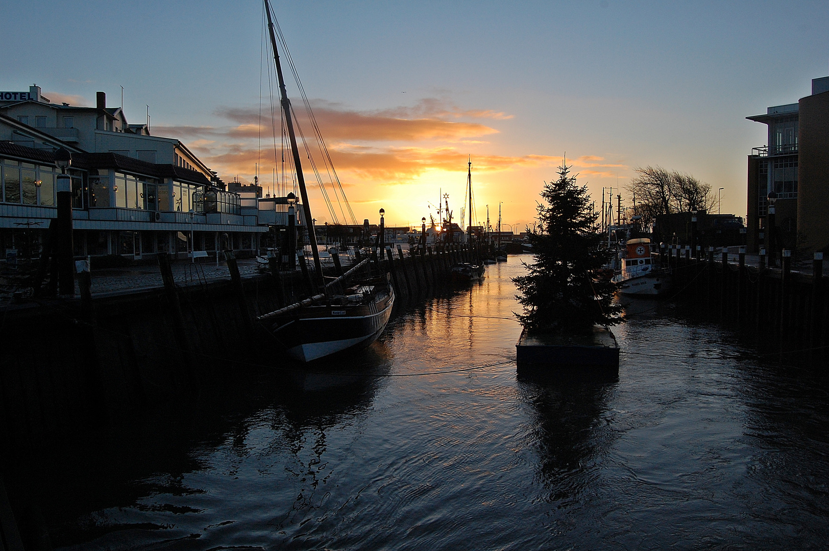 Der Hafen erwacht