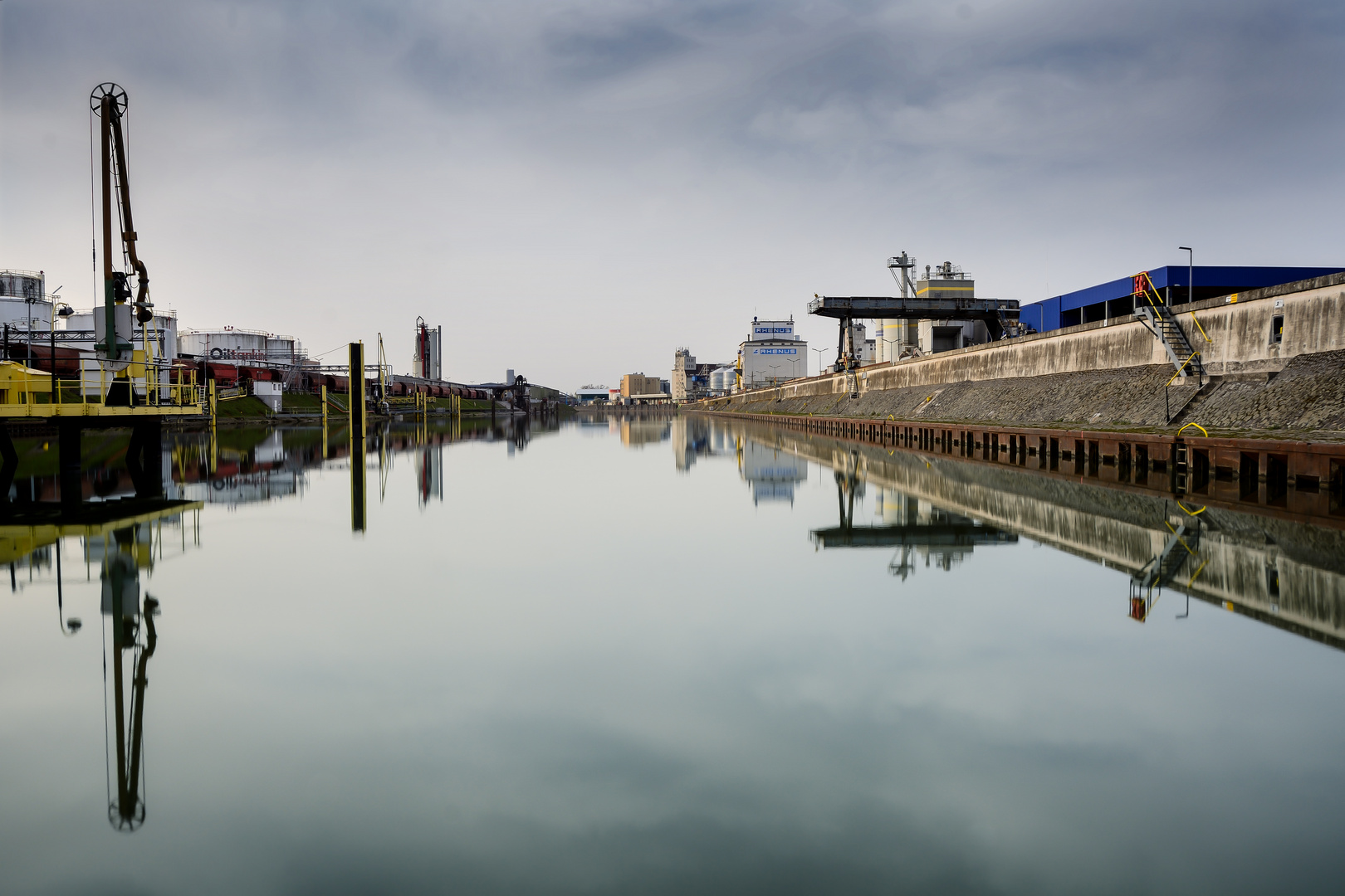 Der Hafen Hanau.