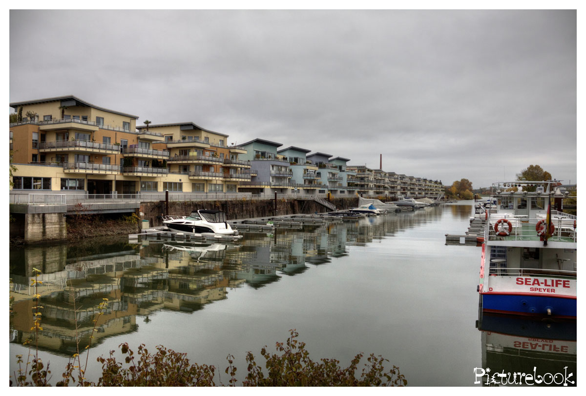 Der Hafen in Speyer