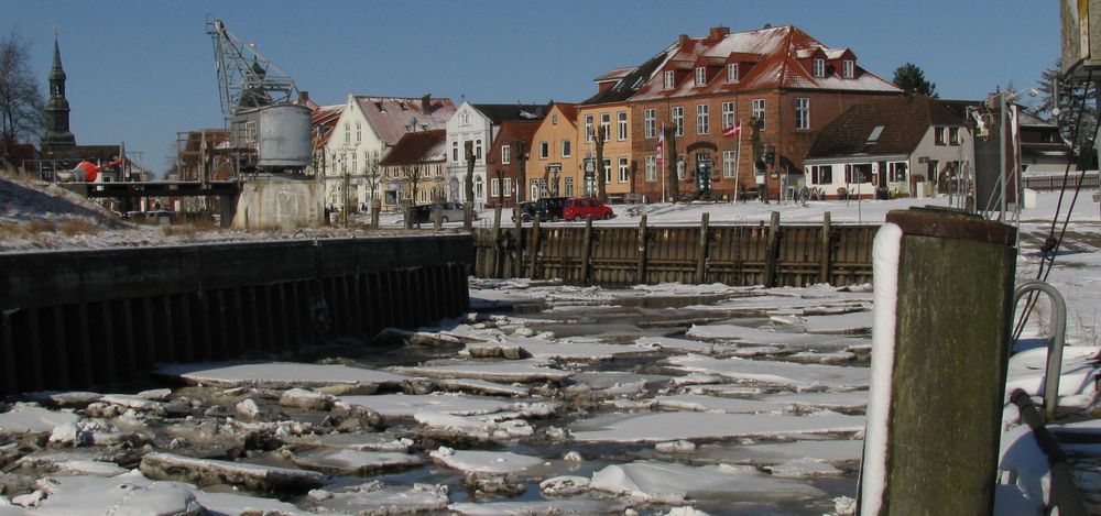 Der Hafen in Tönning