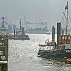 Der Hafen ist auch bei Regen schön