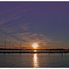 der Hafen Langør am Abend